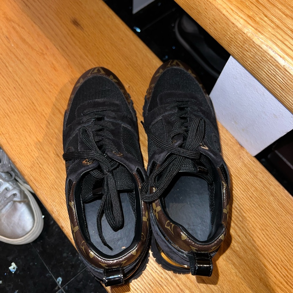 Louis Vuitton Black and Brown Sneakers - Picture 3 of 6
